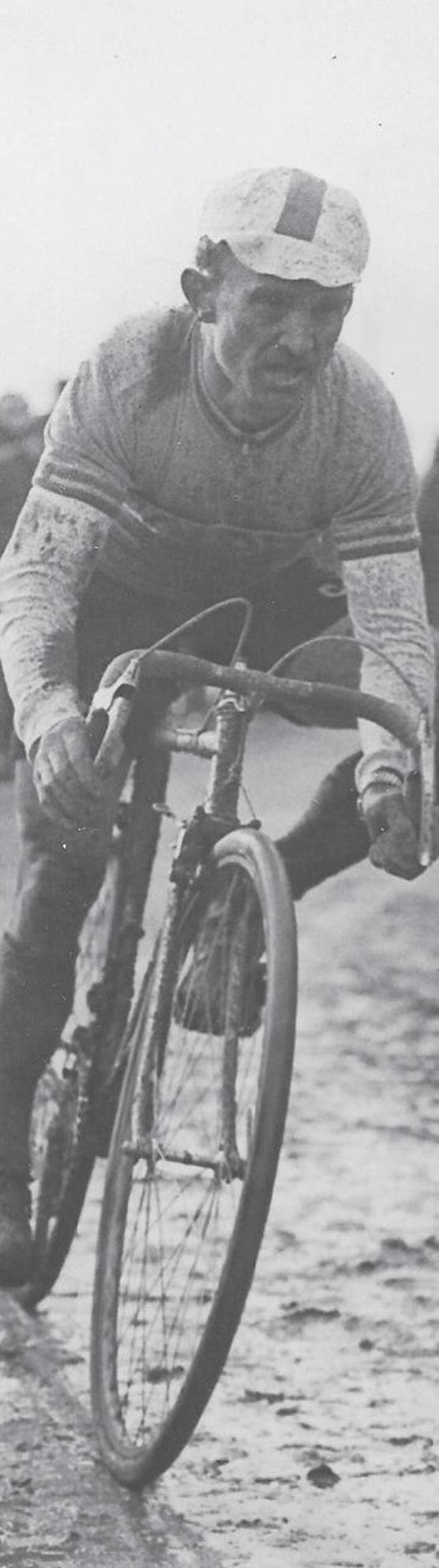 Actualité 9 Évènement Course Souvenir Jean Robic Petits et grands amateurs de cyclisme, c est à Wissous que ça se passe! En 1947, Jean Robic surnommé "Biquet" gagnait le Tour de France.