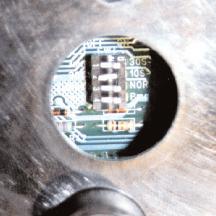 Pour un thermostat équipé d'une résistance anticipatrice 24V (3 fils), connecter le commun au contact et à la résistance sur le 3, le fil du contact sur le 1 et le fil de la résistance sur le 2