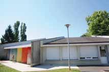 Par ailleurs la toiture fibro-ciment du restaurant scolaire des Huches-François- Mitterrand sera remplacée par une toiture en bac acier reconnue également pour ses qualités d étanchéité.