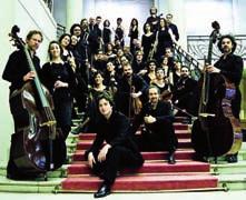 En 1994, il fonde l orchestre de chambre Les Musiciens de la Prée. Il devient ensuite l assistant de Marc Minkowski et de William Christie et participe à leurs productions en tant que chef associé.