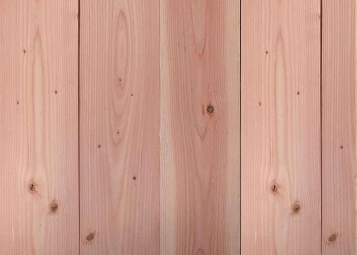 Enfin, le pin Douglas se caractérise également par sa teinte si particulière, qui saura mettre en valeur votre construction bois.