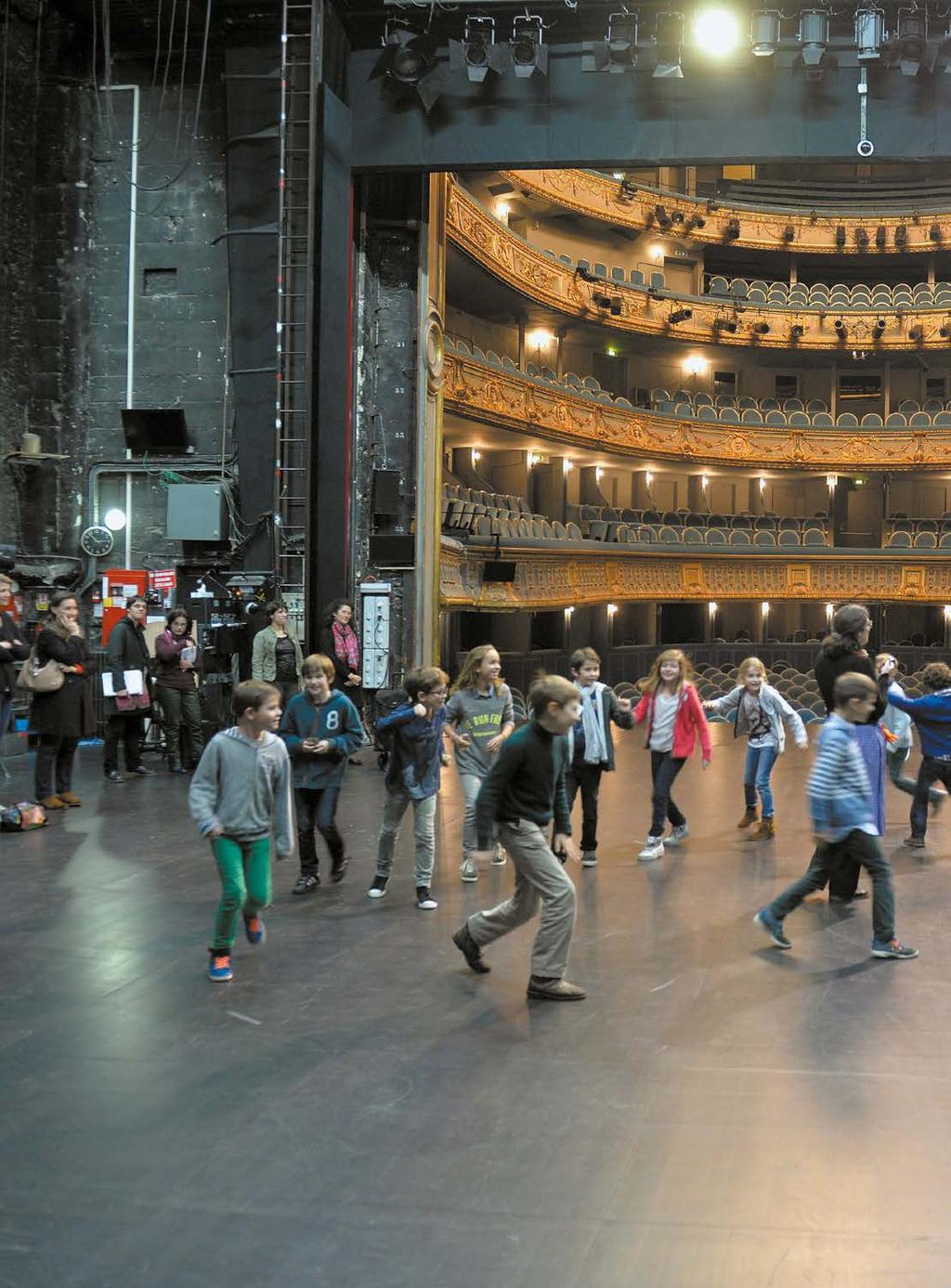cultures Rencontres entre artistes et habitants, interventions dans les établissements scolaires, concerts hors les murs... Angers Nantes Opéra s efforce de rendre l'opéra accessible à tous.
